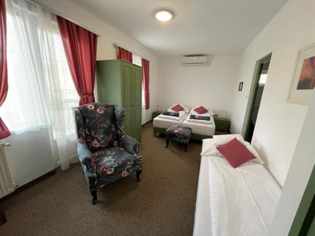 Villa Astoria Balatongyörök Екстериор снимка